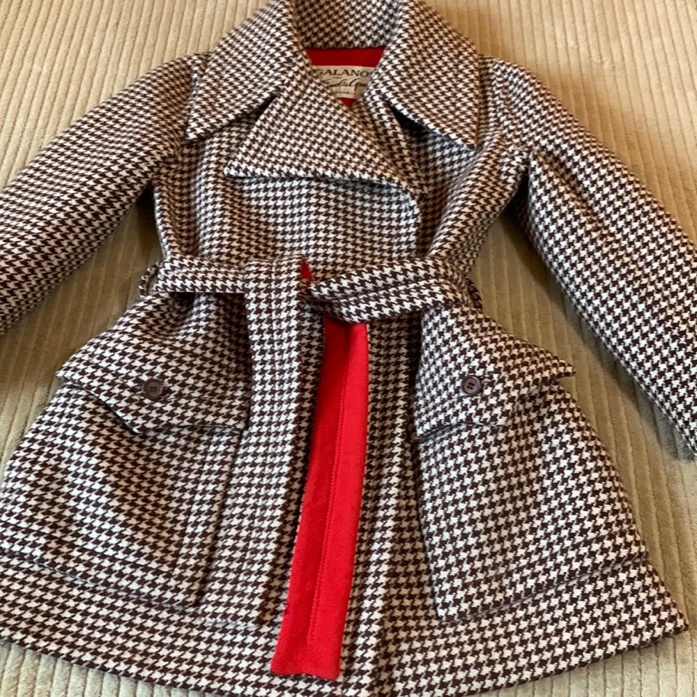 Beautiful Vintage designer coat. 1950’s I believe